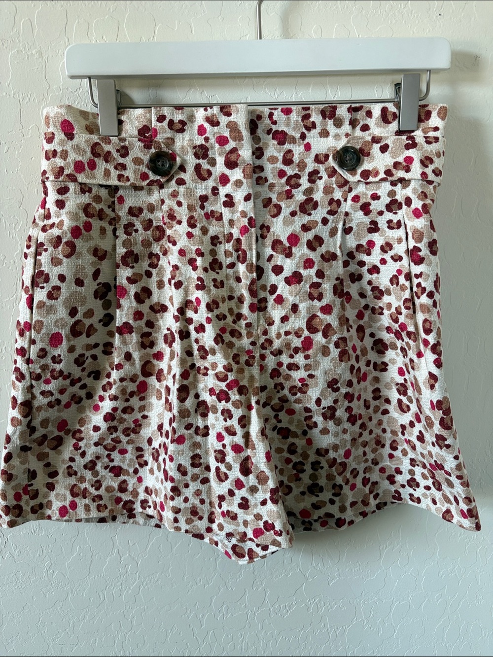 Ann Taylor Pink Animal Leopard Print Paperbag Shorts Sz 4